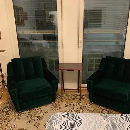 Einzimmerwohnung Am Jakomini Апартаменты *